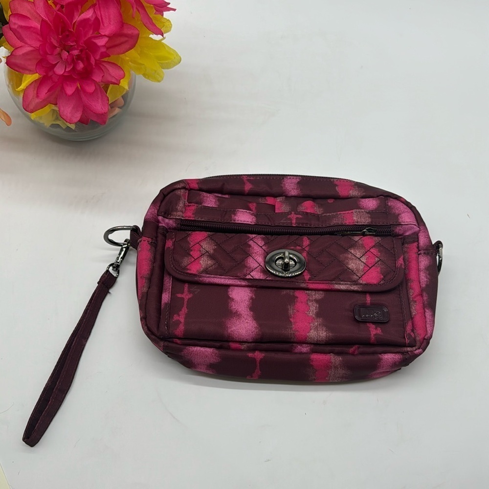 Lug Switch Wine Pink Dark Red Wristlet Lightweight Travel Bag MCB6639